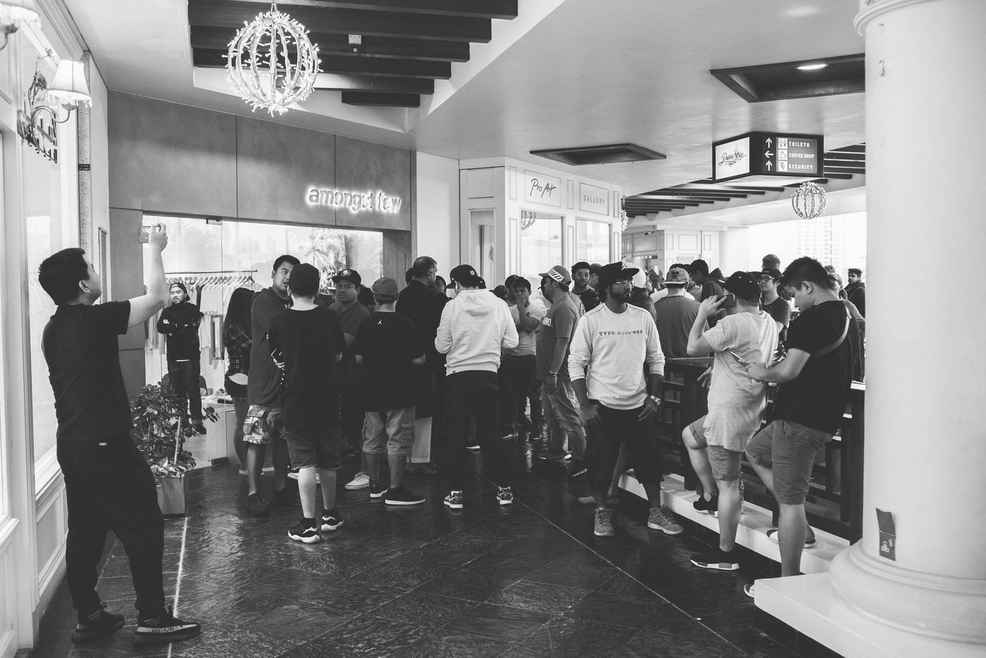YEEZY BOOST 350 V2 BLACK/RED LAUNCH (RECAP)